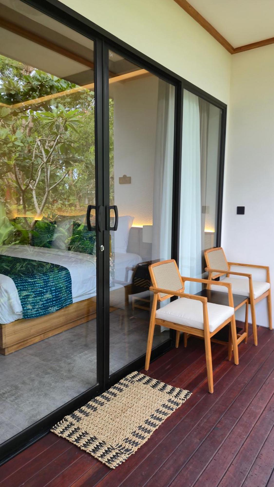 Deep Roots Dive & Yoga Resort Ped Exterior foto